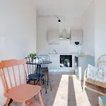 فندق مبيت وإفطار Casa Ortensia Blu مازلِيانيكو