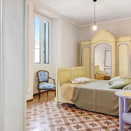 Casa Ortensia Blu Bed & Breakfast Maslianico